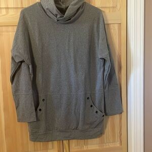 Boutique pull over